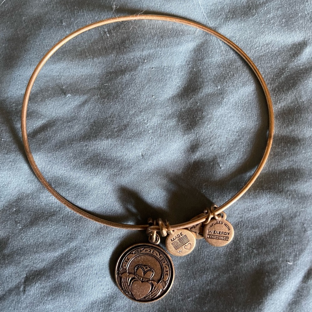Alex & Ani gold Claddagh bracelet